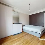 Apartement Chic Pure Parisian In Incredible Area