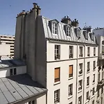 Bright 20M Near The Eiffel Tower