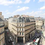 Apartment In The Center Of Paris