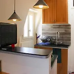 Apartment In The Center Of Paris
