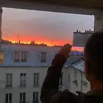 Charming Apartment On Top Floor In Marais -5P