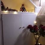 Typiquement Parisienne chambre mansardée