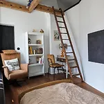 Chambre Privee Centre De Paris Proche Marais