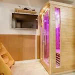 Tiny Duplex With Sauna In The 11