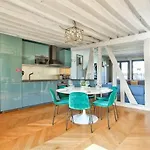 Le Marais Superb Apartment Terrace Paris Free Netflix