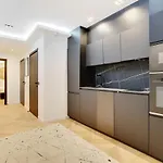 Elegant Apartment - 2Br-6P - Le Marais