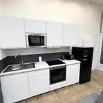 Urban Flat 66 - Pretty 3 Bedroom In Paris
