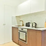 Charming 2Br - 6P - Eiffel Tower