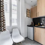 Studio Lumineux Et Bien Equipe A Paris 15 - 2P - Flat-Guest