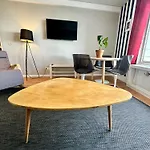 Appartement Lumineux Et Renove Pres De Montmartre \