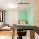 Cosy Studio Full Heart Of Paris