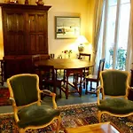 55 M2 Apartment Very Quiet Close To The Eiffel Tower