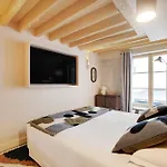 Luxurious Property - 3Br-8P - Saint Germain