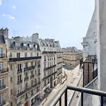 Lovely Studio For 2 People In Paris By Weekome