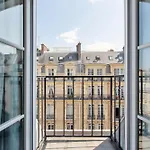 Lovely Studio For 2 People In Paris By Weekome