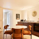 Pick A Flat\'S Apartements With Services In Louvre - Rue Des Halles