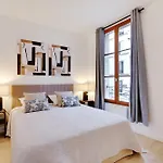 Boutiques Apartments Paris