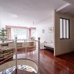 Loft D Exception Au Pied Des Champs-Elysees
