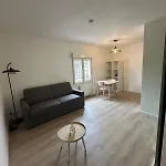 Quiet Residence Studio