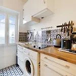 Charming Studio - 18E Arrd - Mobility Lease