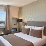 Timhotel Opéra Blanche Fontaine