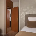 Timhotel Opéra Blanche Fontaine
