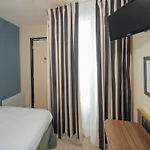 Hotel Boronali