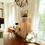 Charming 1 Bedroom In Upper Marais