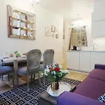 Louvre Opera Private Chicsuites