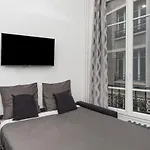 Le Marais - Hotel De Ville