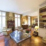 Veeve - Charming Bonaparte