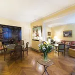 Veeve - Charming Bonaparte
