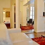 1 Bedroom Apartment In The Heart Of The Marais Area