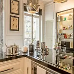 We Stay - 75006 Latin Quarter