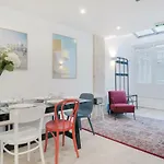 Loft Design For 8 People In Heart Of Paris