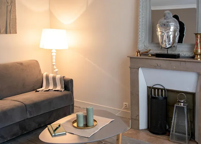 Eiffel Tower & Les Invalides - 1Br - Cityapartmentstay