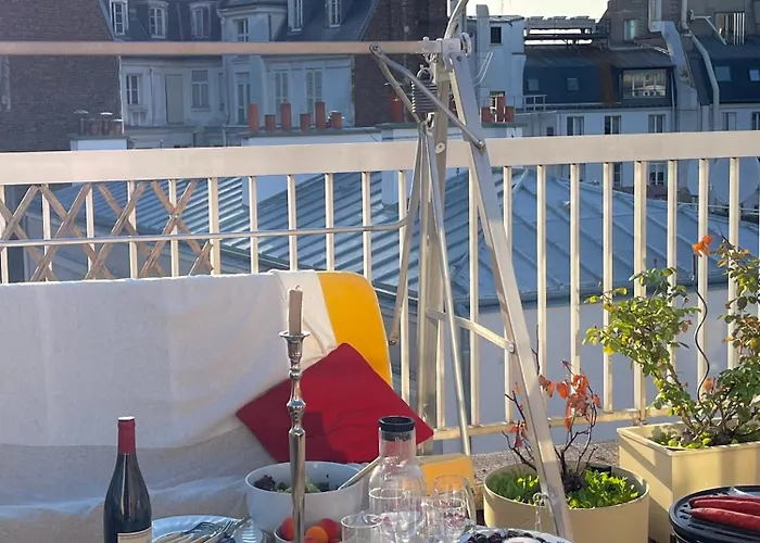 Big Apartment With Terrace & Central Location