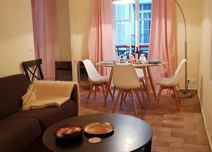 Appartement Dans Le Marais 3 Chambres