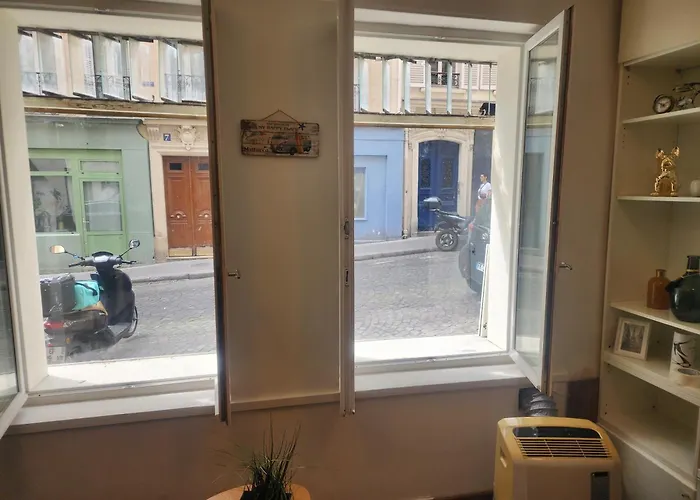 Sublime Appartement A Montmartre