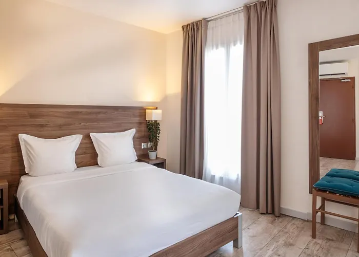 Hotel la Perle Montparnasse