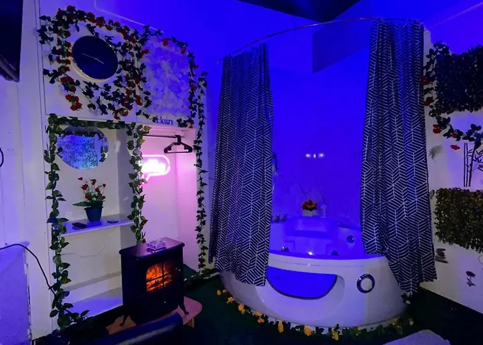 Love Room Paris