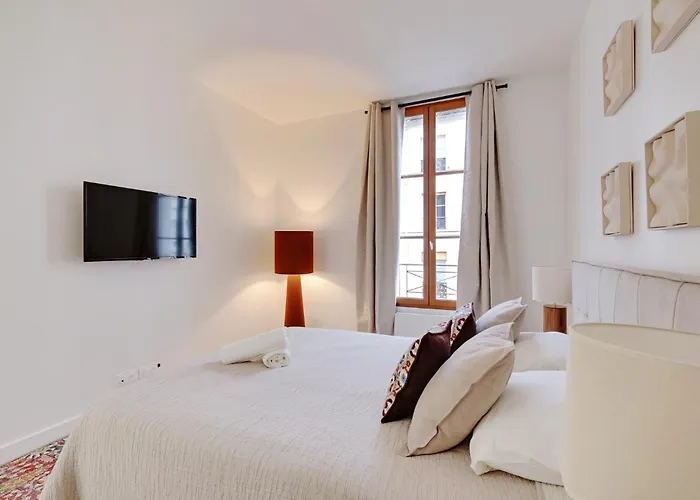 Boutiques Apartments Paris