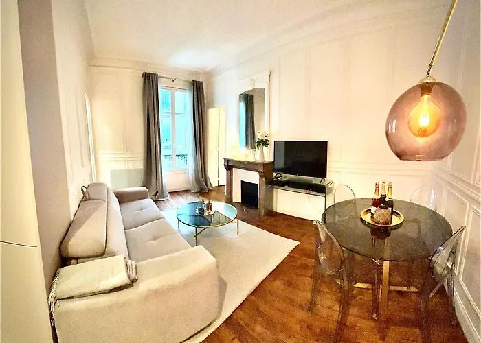 Prestige A Paris Luxe, Calme Et Proche Tour Eiffel Et Champs-Elysees