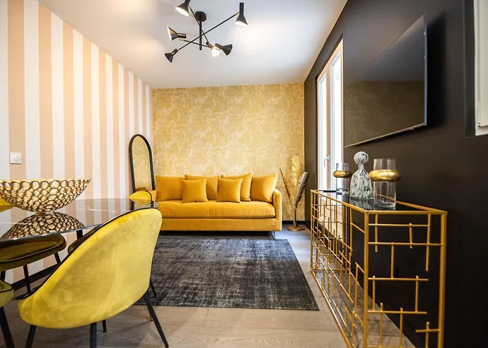 Cia - Triplex In Paris 17Th