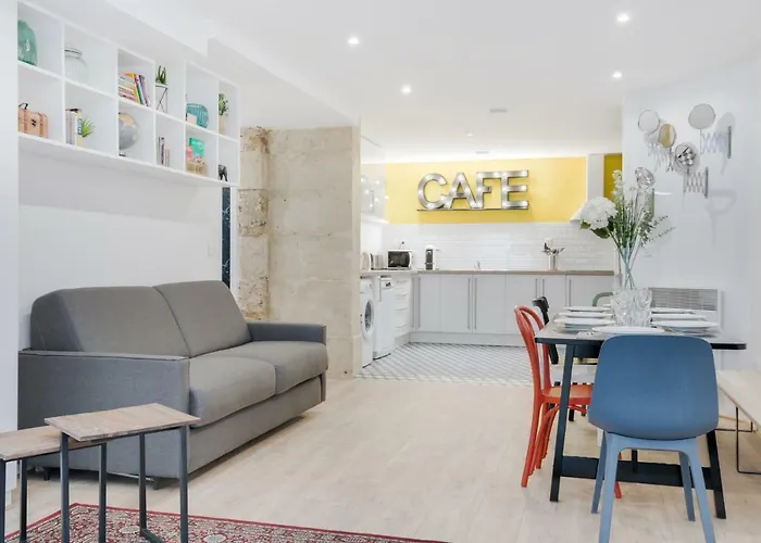 Loft Design For 8 People In Heart Of Paris