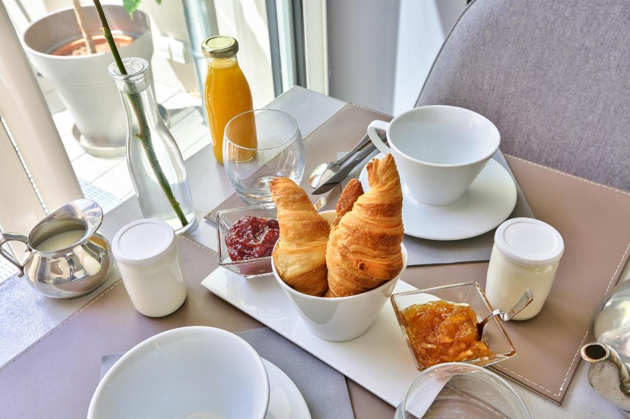Le Clos De L'olivier Bed & Breakfast 2*
