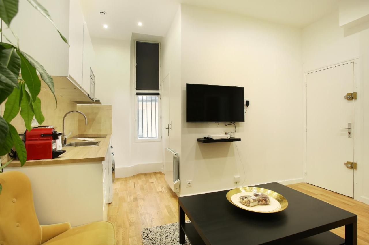 Rent A - Bonne Nouvelle Apartment