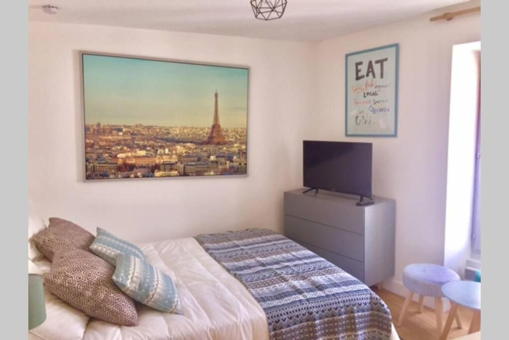 French Typical Parigi