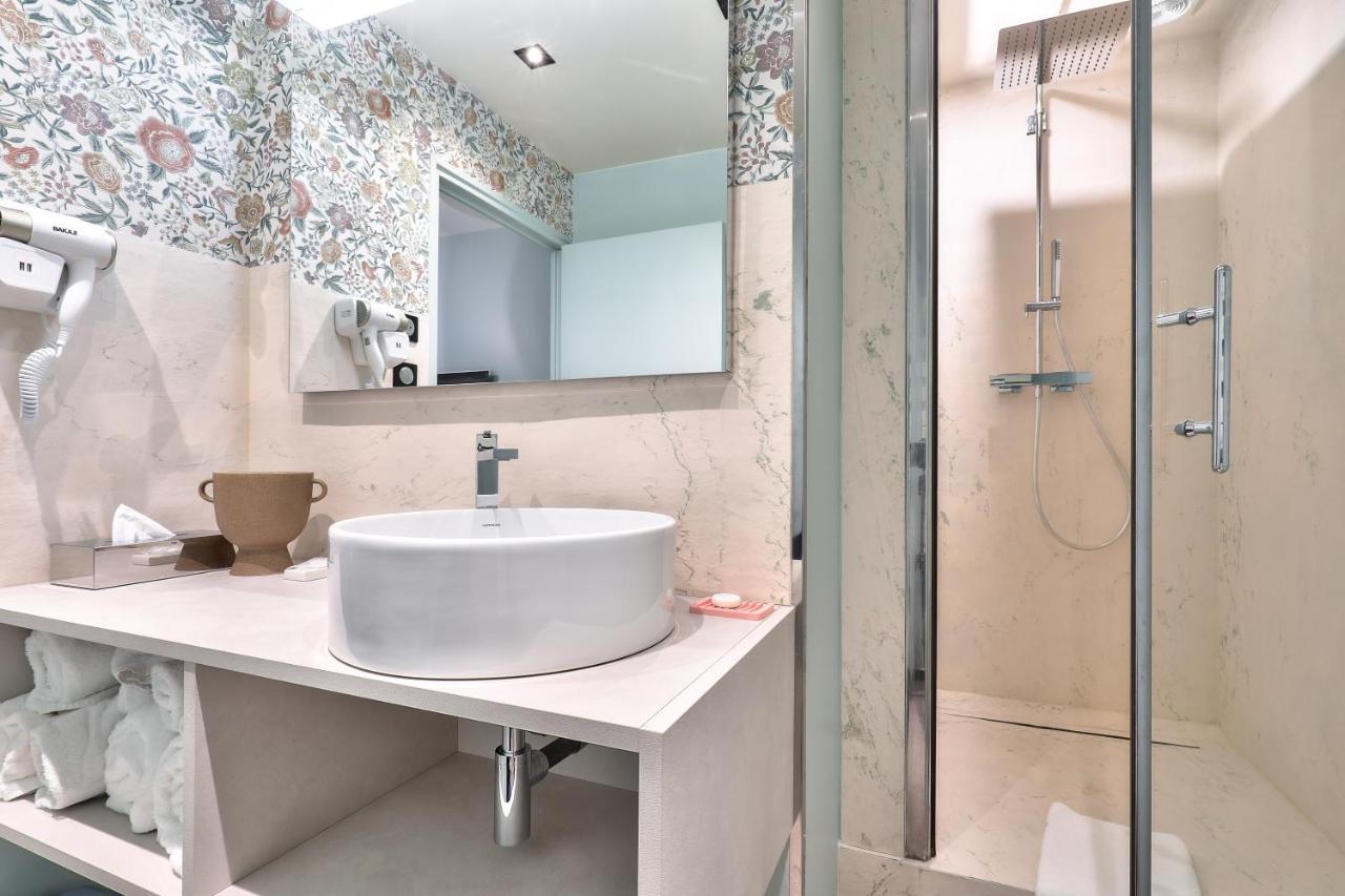33 Marbeuf Aparthotel 4*