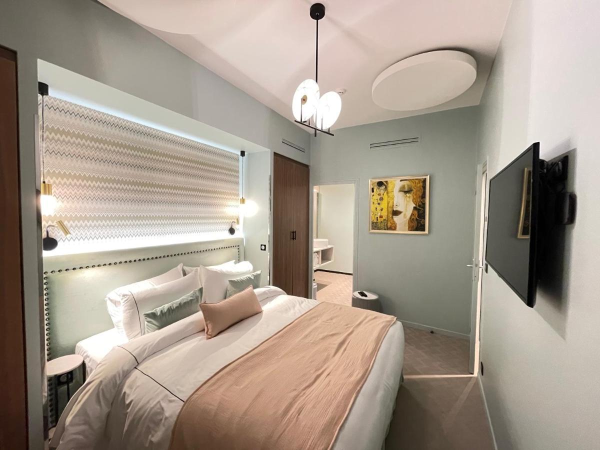 33 Marbeuf Aparthotel